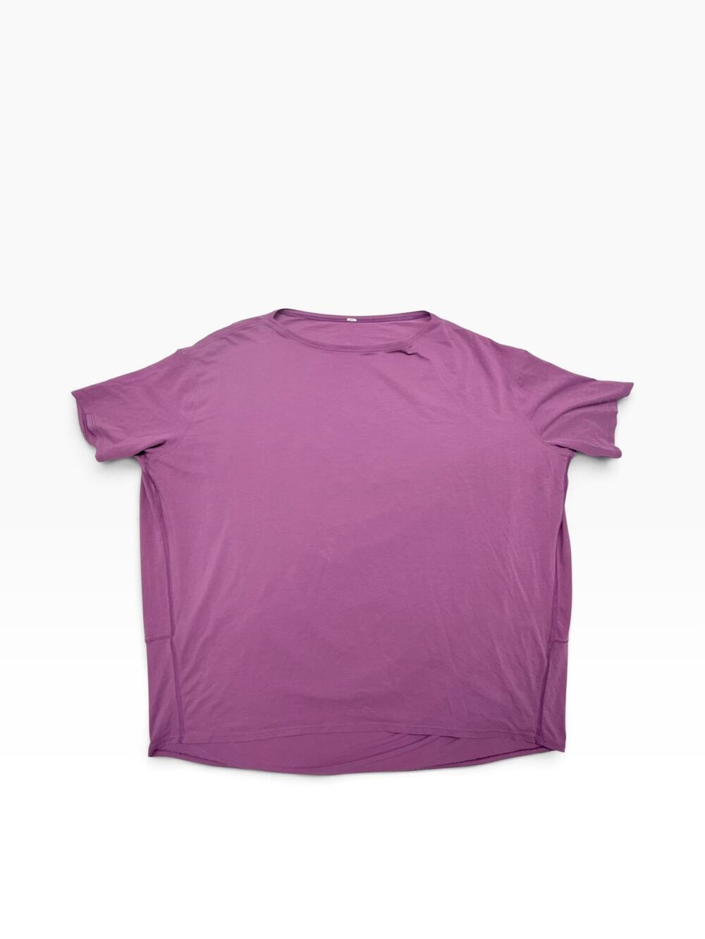 Lululemon Back In Action Short Sleeve Shirt Women Purple Relaxed Fit Hi-Low Hem